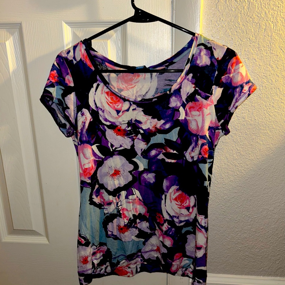 Women’s blouse short sleeve
